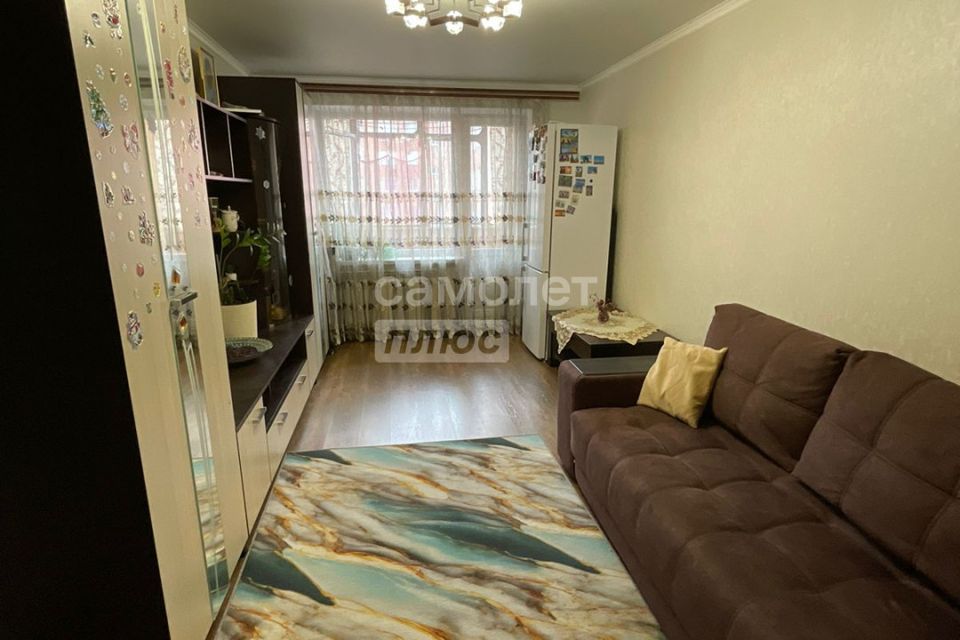 Продаётся 3-комнатная квартира, 60.8 м²