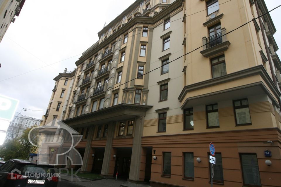 Продаётся 3-комнатная квартира, 118 м²