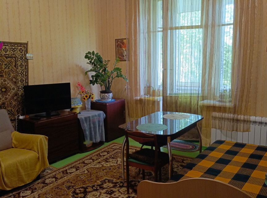 Продаётся 1-комнатная квартира, 40.5 м²