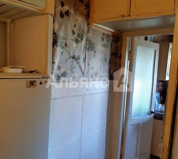 Продаётся 3-комнатная квартира, 57.8 м²