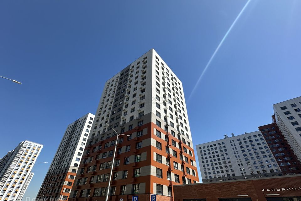 Продаётся 1-комнатная квартира, 42.4 м²