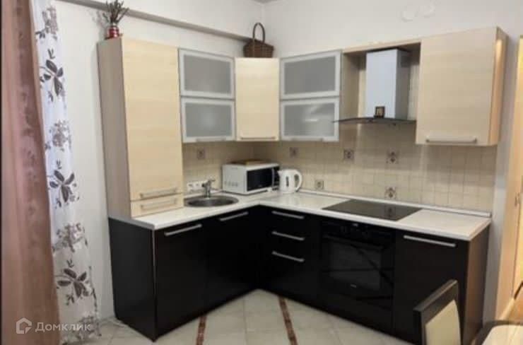 Сдаётся 2-комнатная квартира, 56.1 м²