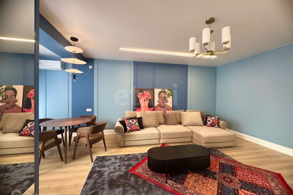Продаётся 2-комнатная квартира, 78.6 м²