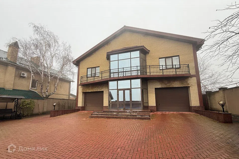 Продаётся 2-этажный дом, 580 м²