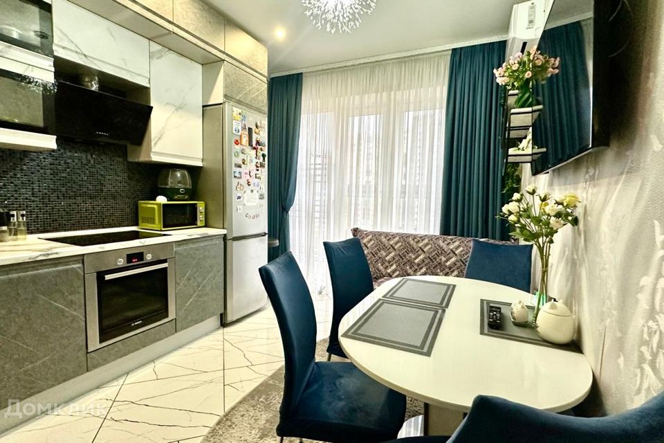 Продаётся 1-комнатная квартира, 40.5 м²