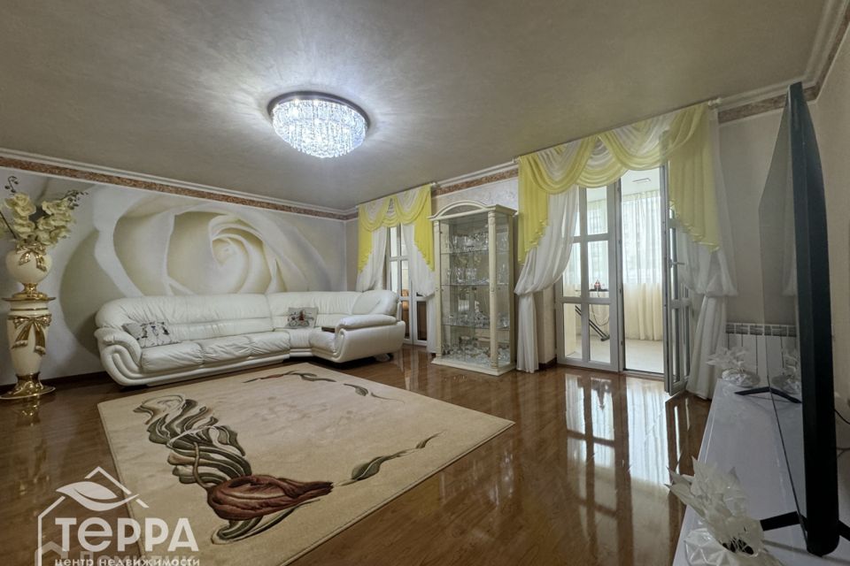 Продаётся 2-комнатная квартира, 68.2 м²