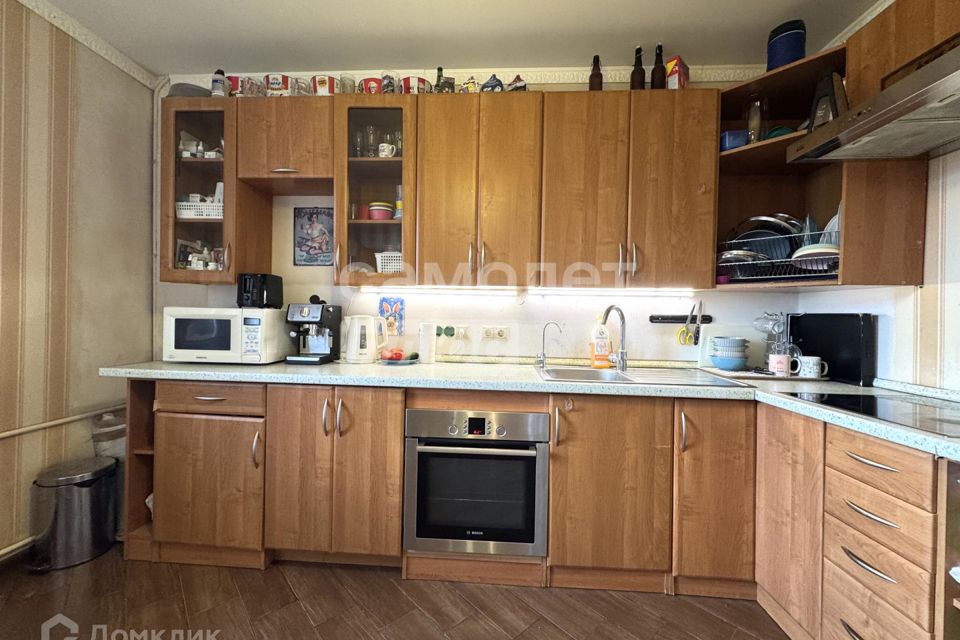 Сдаётся 2-комнатная квартира, 58 м²