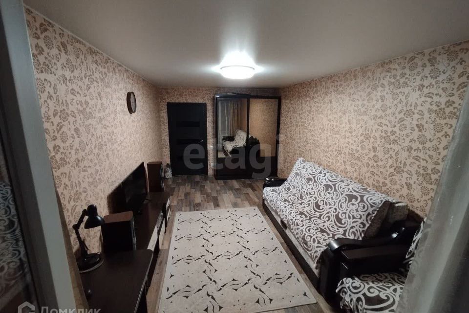Продаётся 1-комнатная квартира, 38.2 м²