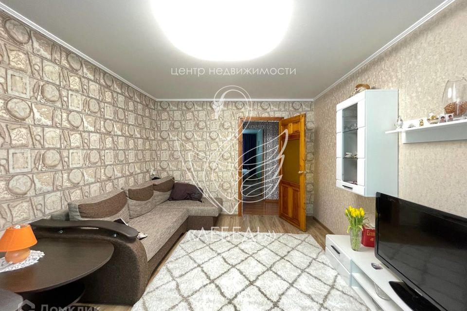 Продаётся 3-комнатная квартира, 66.7 м²