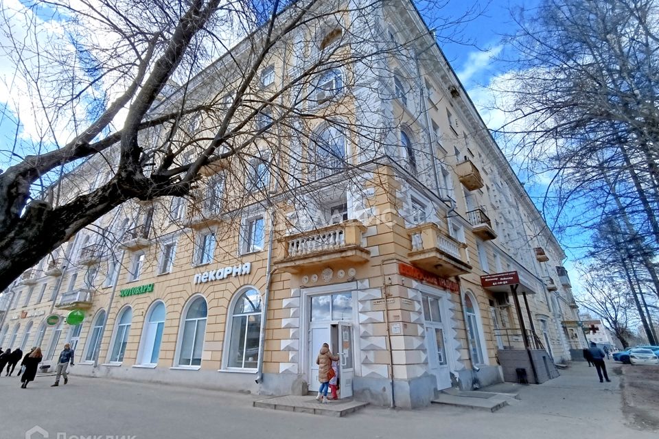 Продаётся 2-комнатная квартира, 63 м²