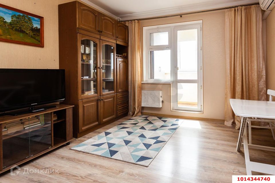 Продаётся 1-комнатная квартира, 44.7 м²