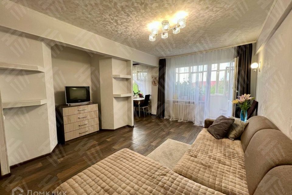 Продаётся 3-комнатная квартира, 58.3 м²