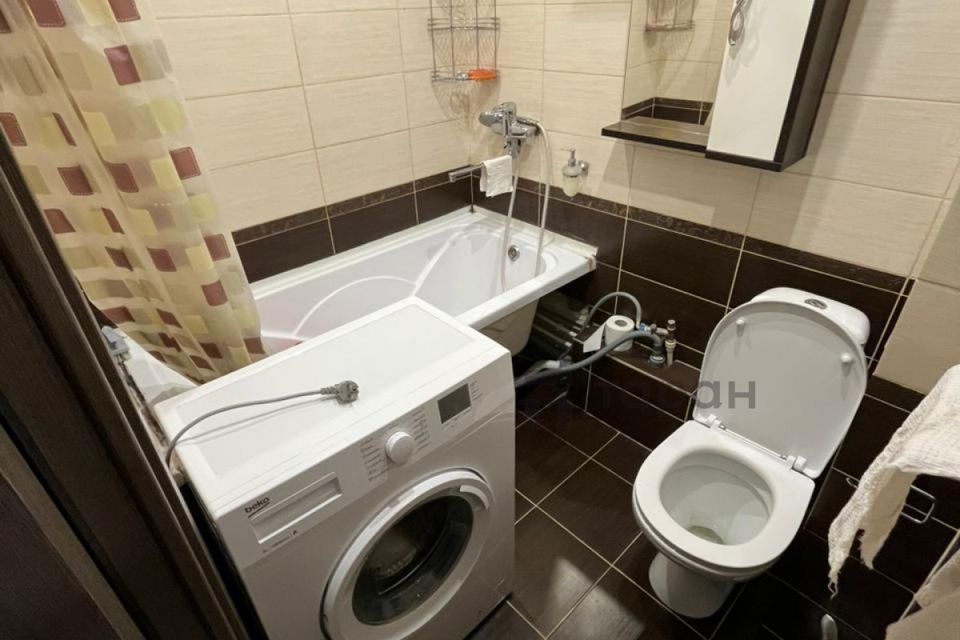 Сдаётся 1-комнатная квартира, 32 м²