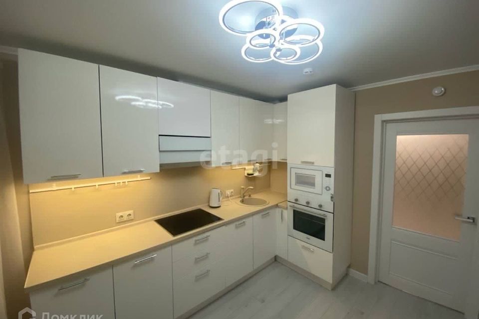 Сдаётся 3-комнатная квартира, 85 м²