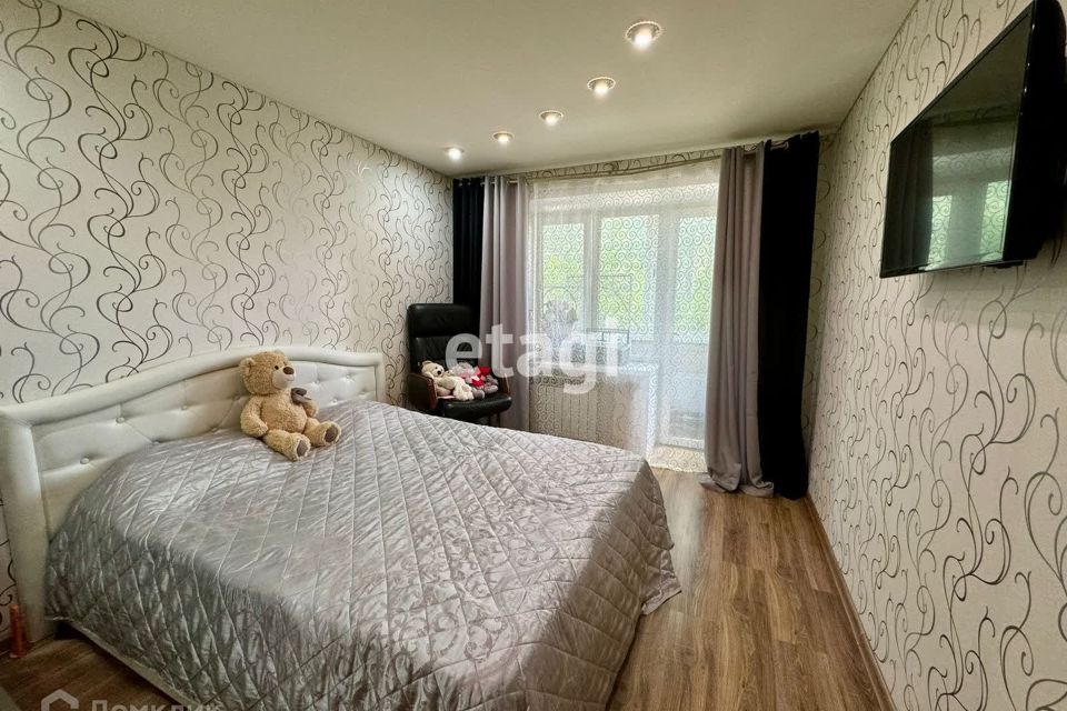 Продаётся 3-комнатная квартира, 56.7 м²