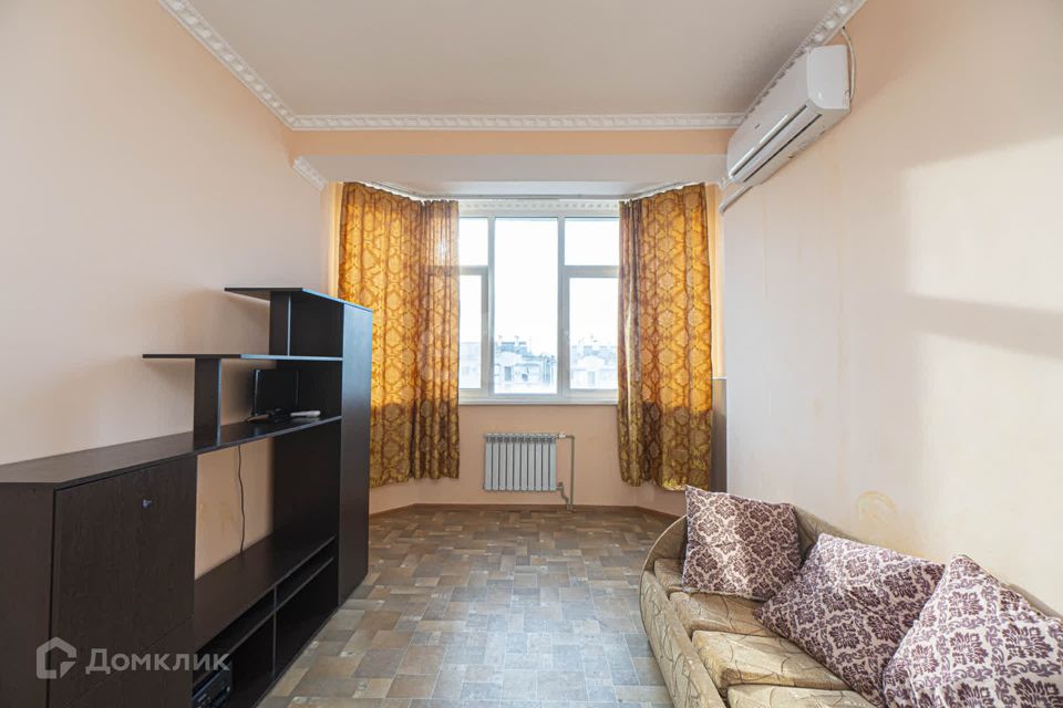Продаётся 1-комнатная квартира, 41.6 м²