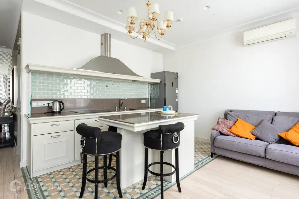 Продаётся 2-комнатная квартира, 53 м²