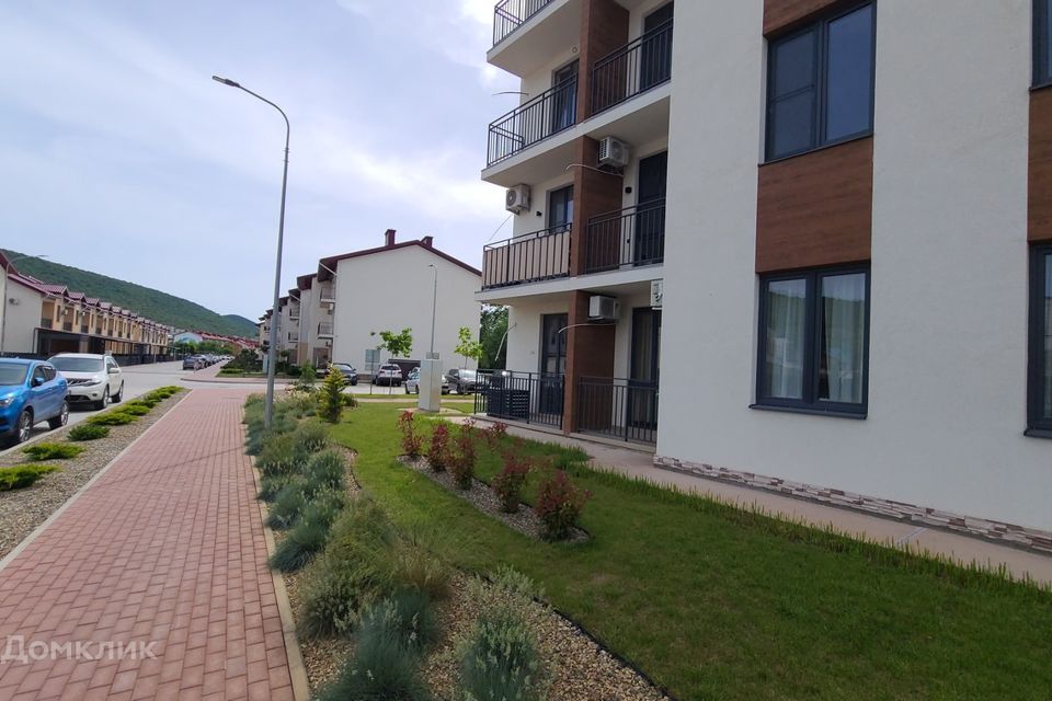 Продаётся 1-комнатная квартира, 46 м²