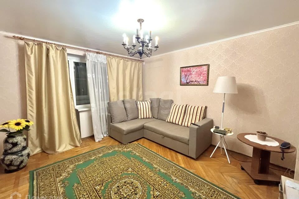 Продаётся 3-комнатная квартира, 60 м²