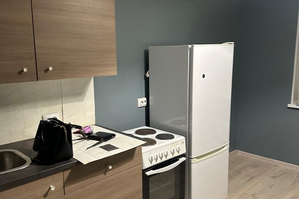 Продаётся 1-комнатная квартира, 38.8 м²