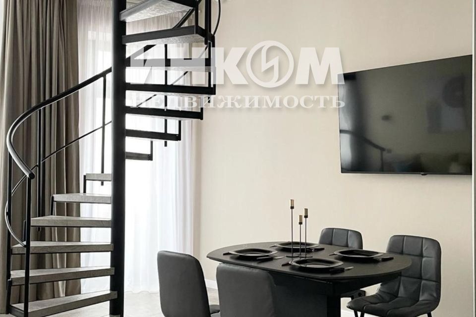 Продаётся 2-комнатная квартира, 70 м²