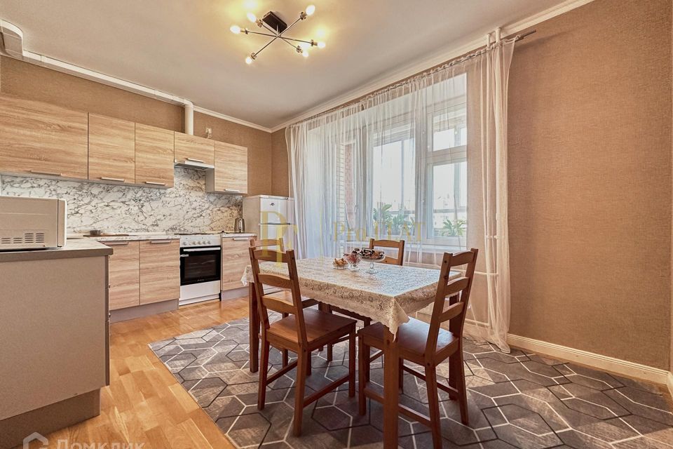 Продаётся 1-комнатная квартира, 43.8 м²