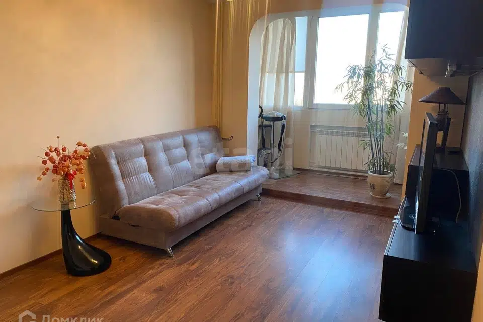 Продаётся 2-комнатная квартира, 50.2 м²