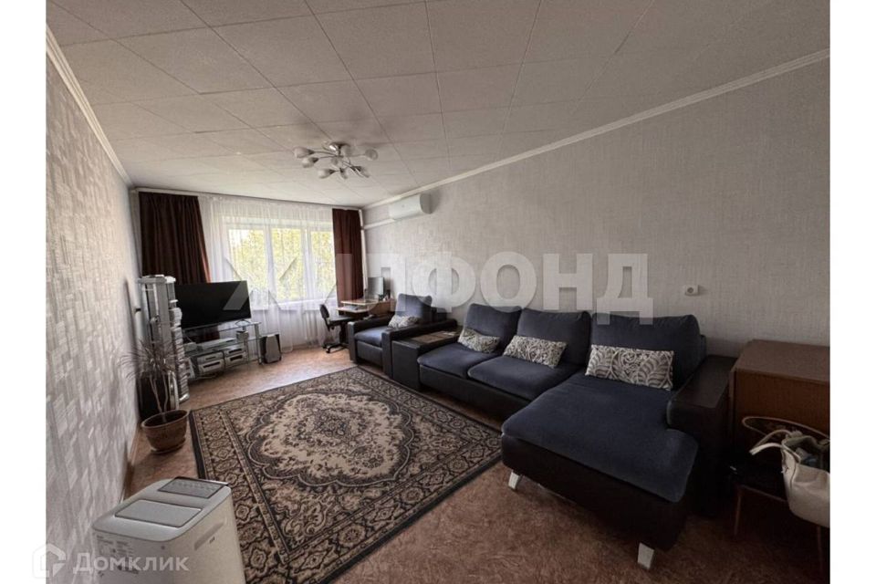 Продаётся 3-комнатная квартира, 63.4 м²
