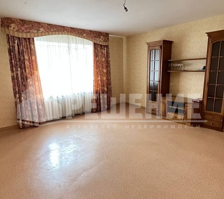 Продаётся 3-комнатная квартира, 82.4 м²