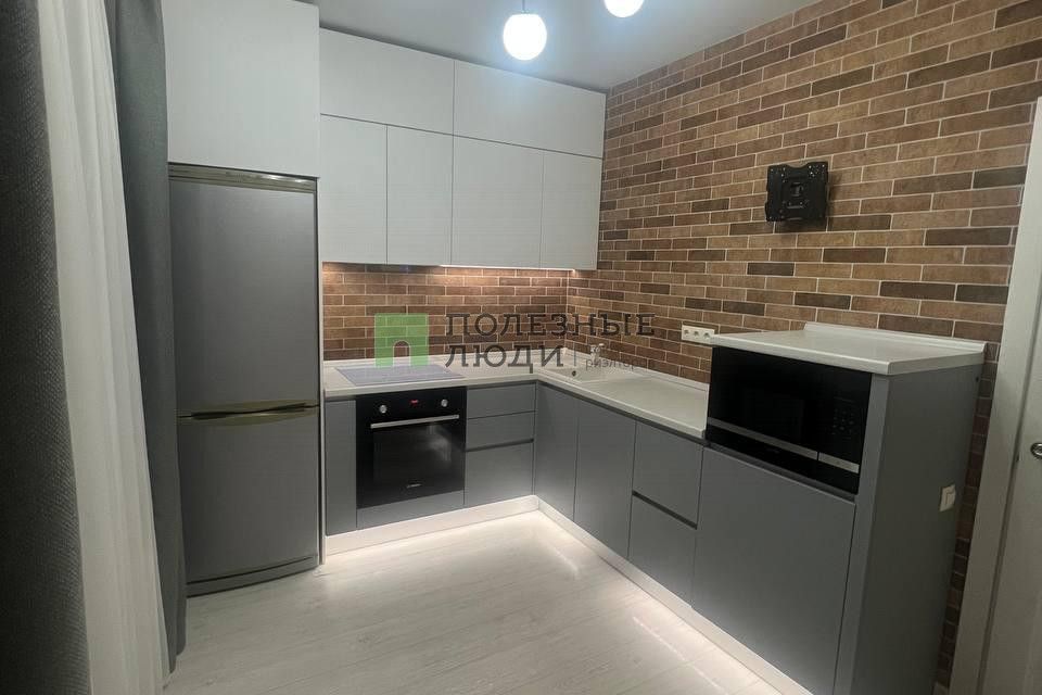 Продаётся 1-комнатная квартира, 38 м²