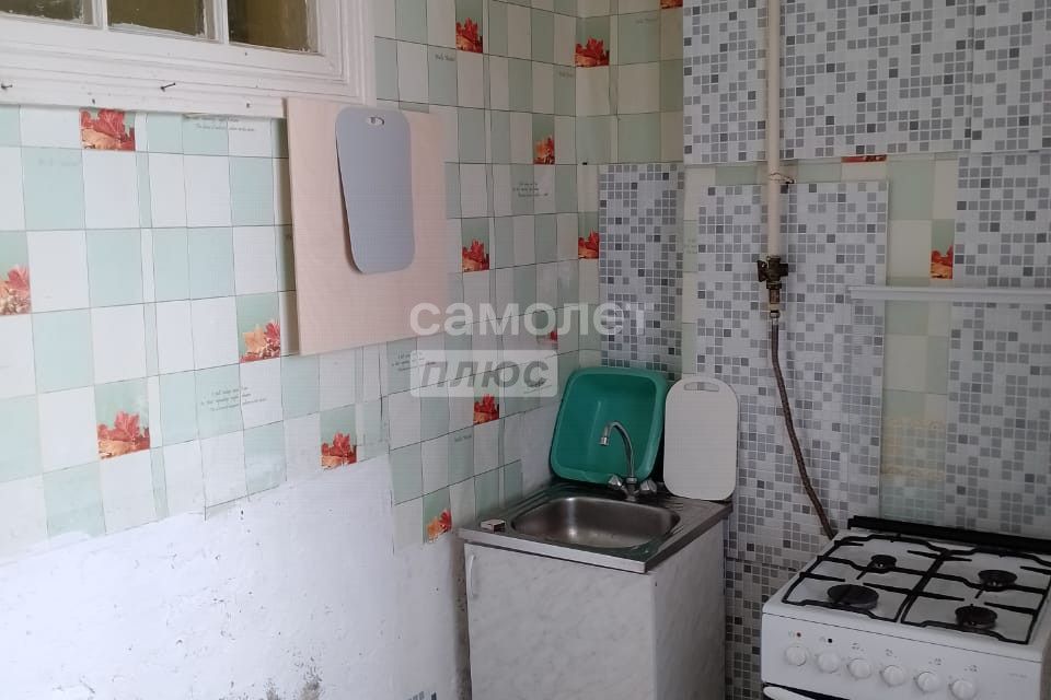 Продаётся 3-комнатная квартира, 65.9 м²