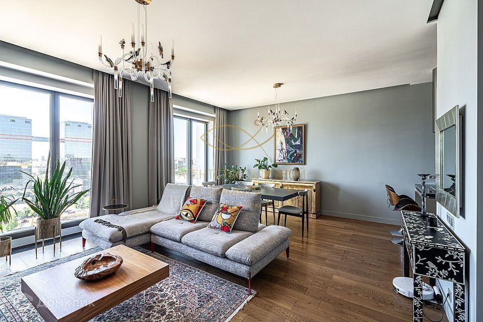 Продаётся 2-комнатная квартира, 82.4 м²