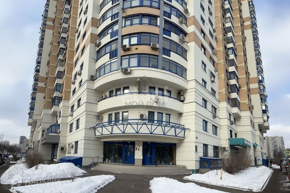 Сдаётся 2-комнатная квартира, 65 м²