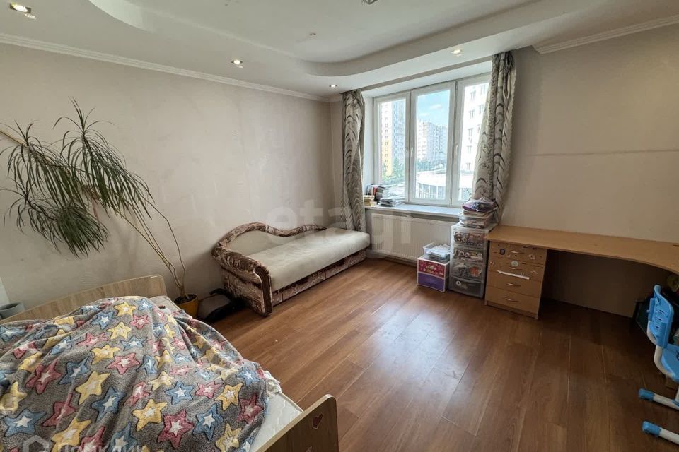 Продаётся 2-комнатная квартира, 55.3 м²