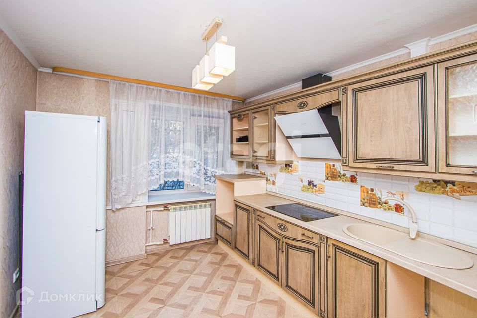 Продаётся 3-комнатная квартира, 70.2 м²