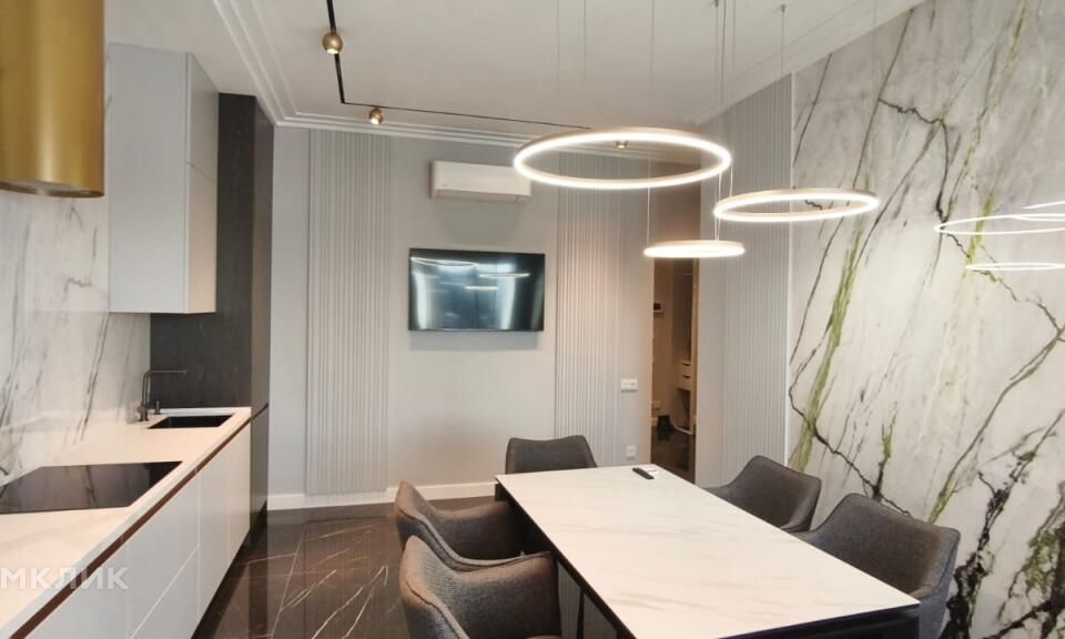 Продаётся 2-комнатная квартира, 63.1 м²