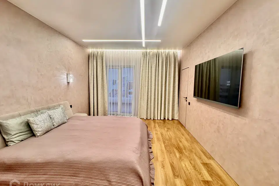 Продаётся 2-этажный дом, 500 м²