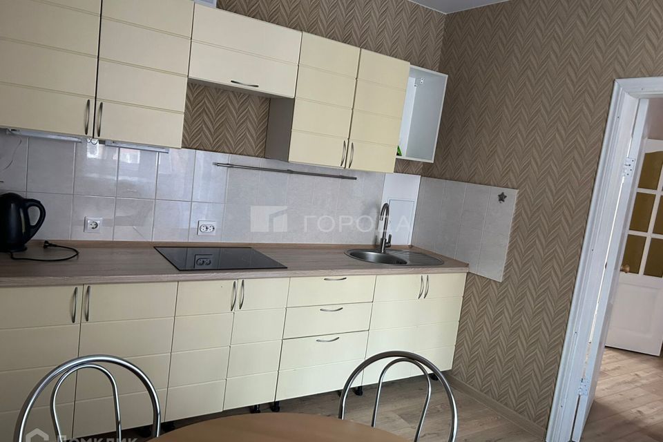 Сдаётся 1-комнатная квартира, 53 м²