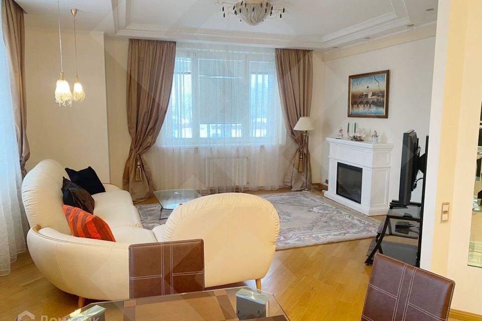 Сдаётся 3-комнатная квартира, 125 м²
