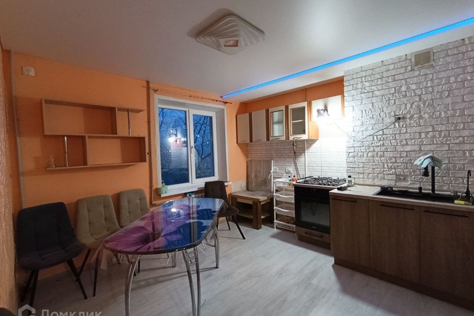 Продаётся 4-комнатная квартира, 71 м²