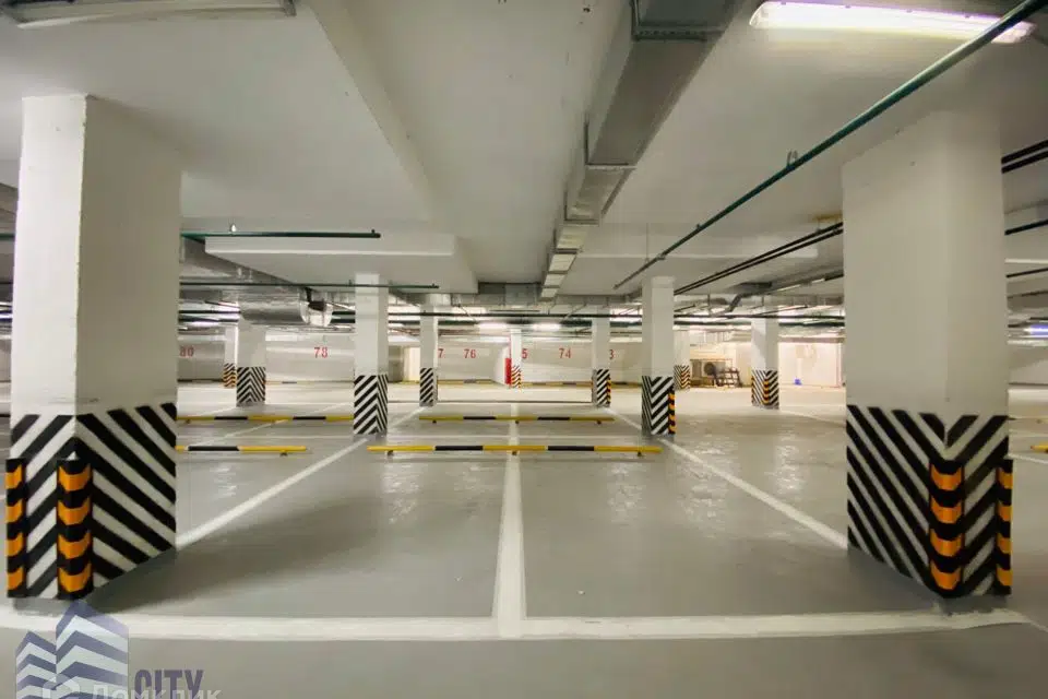 Продаётся машиноместо, 14.77 м²