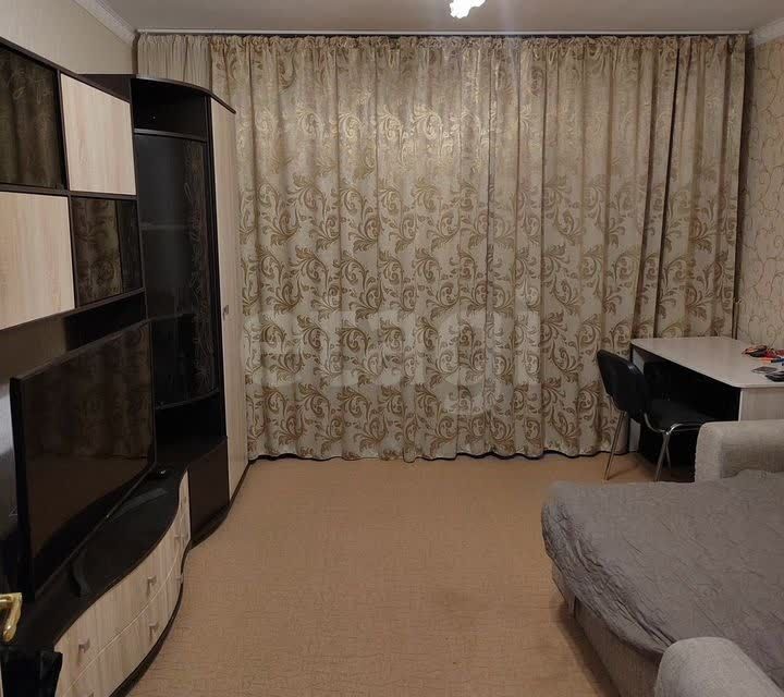 Сдаётся 2-комнатная квартира, 57 м²