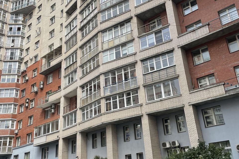 Продаётся 2-комнатная квартира, 64 м²