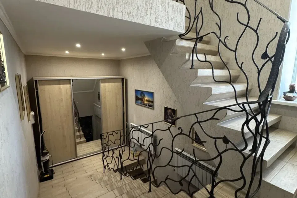 Продаётся 2-этажный дом, 94.8 м²