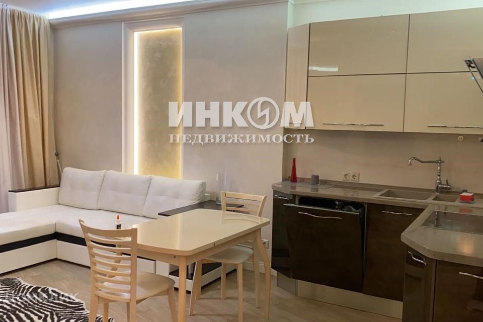 Сдаётся 2-комнатная квартира, 62 м²