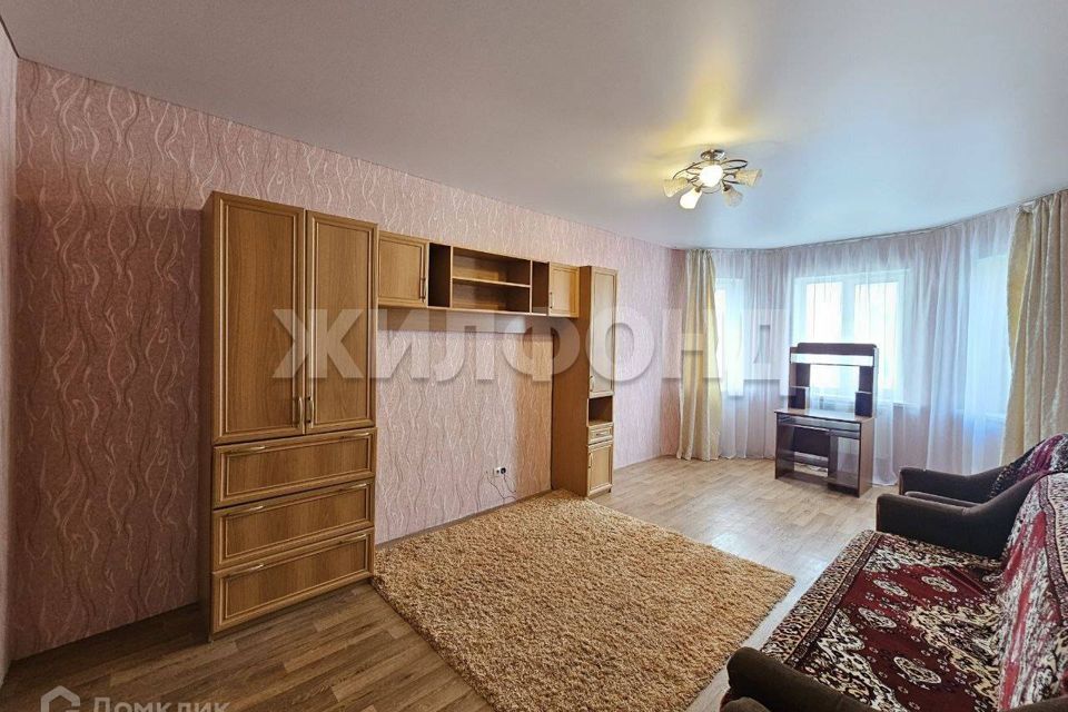 Продаётся 1-комнатная квартира, 52.6 м²