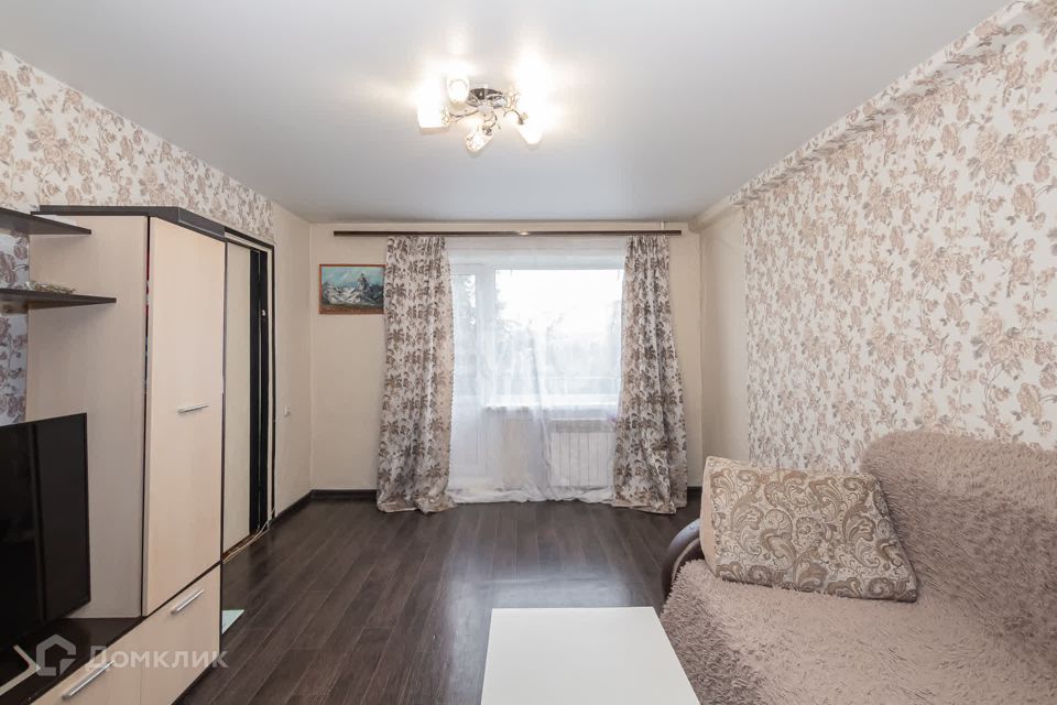 Продаётся 3-комнатная квартира, 59.7 м²