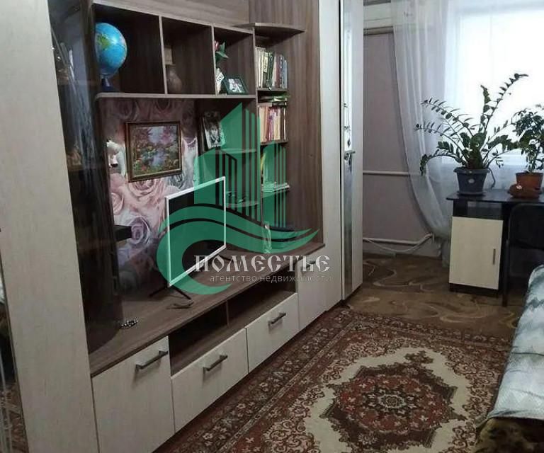 Продаётся 4-комнатная квартира, 82 м²