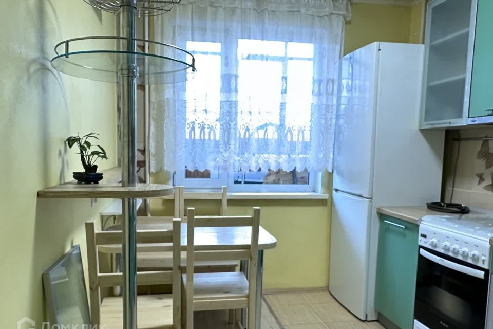 Сдаётся 2-комнатная квартира, 47.6 м²