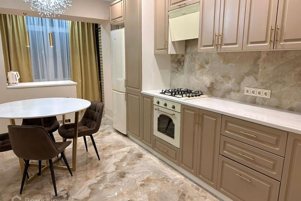 Продаётся 2-комнатная квартира, 60 м²